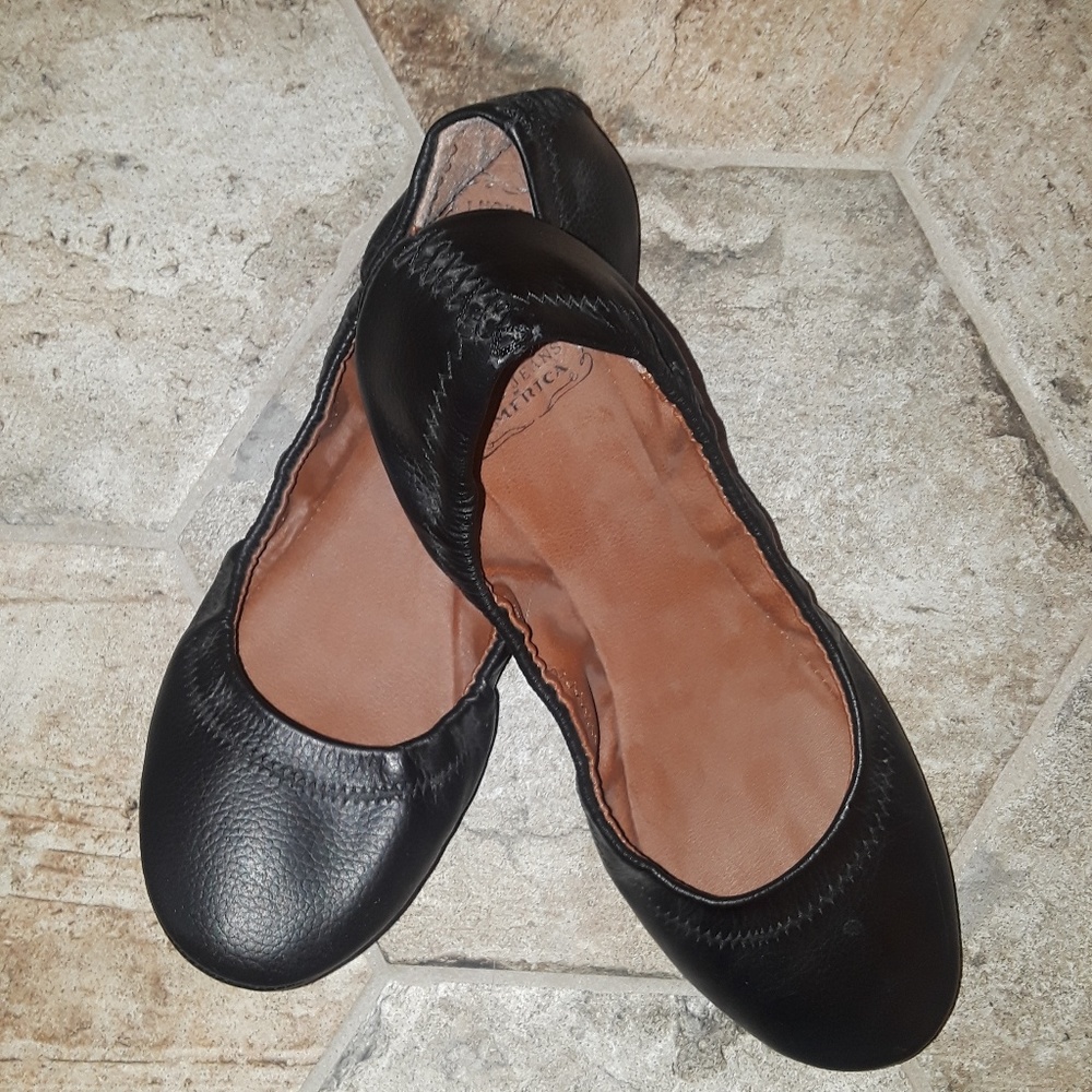 NWOT Black Lucky Brand Flats